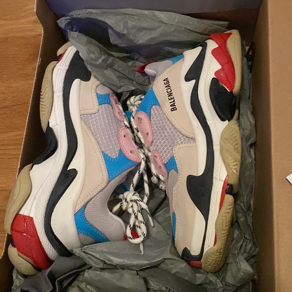 Balenciaga Triple S size 37